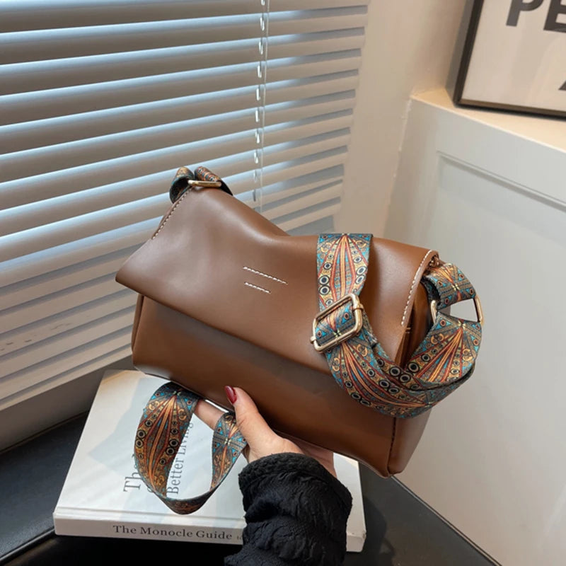 Vintage Bag Women's New High Quality Shoulder Bag Simple And Versatile Wide Shoulder Strap Solid Color Crossbody Bag Small Squar