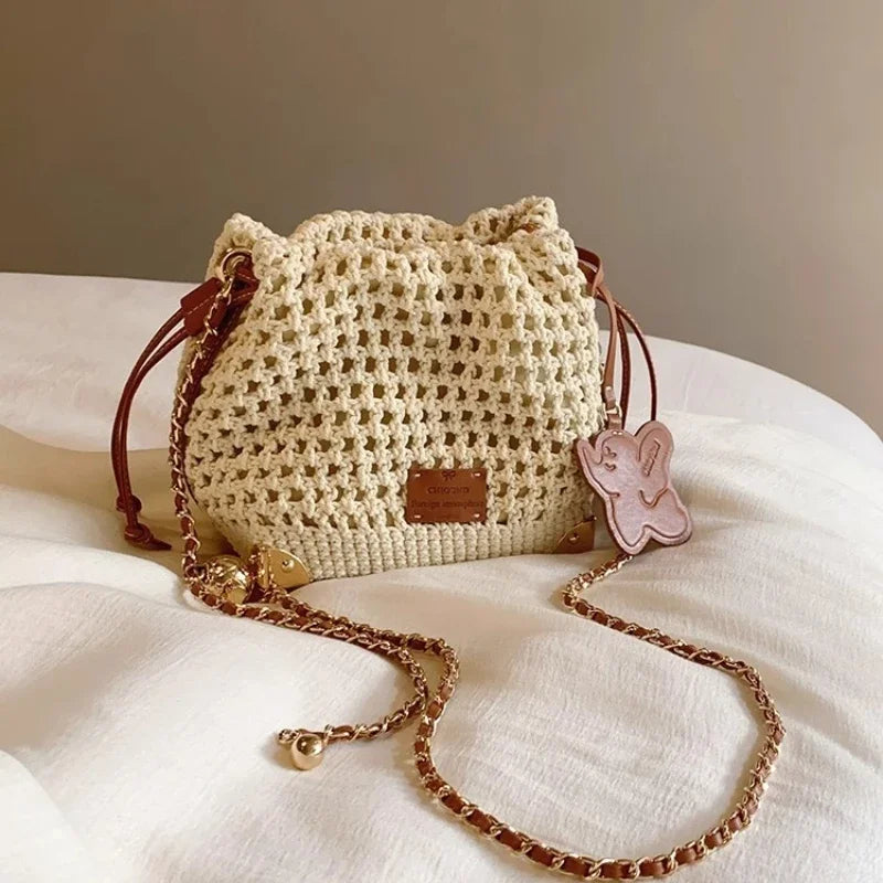 Chic Knit Crossbody Bags for Woman Bucket Bag with Adjustable Strap Weaving Handbag Shoulder Messenger Bag with Polyester Lining