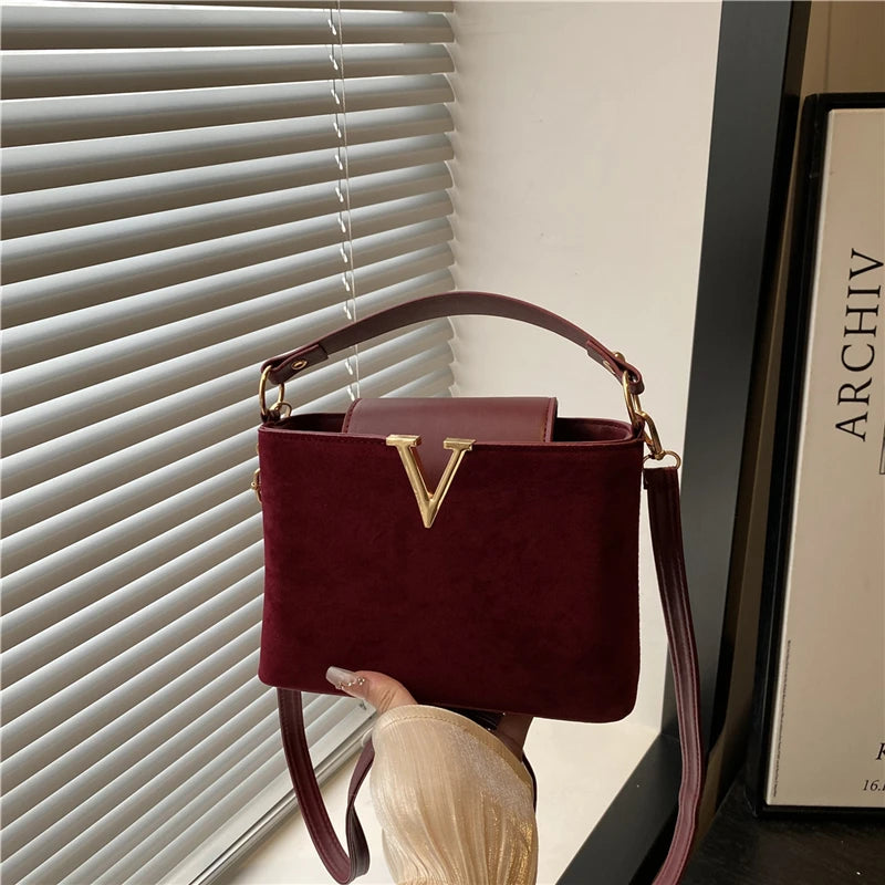 Fashionable Mini Suede Women's Bag, Faux Suede Tote Bag, Simple Hardware Lock Buckle Decoration Handbag Purse Cross Body Bags