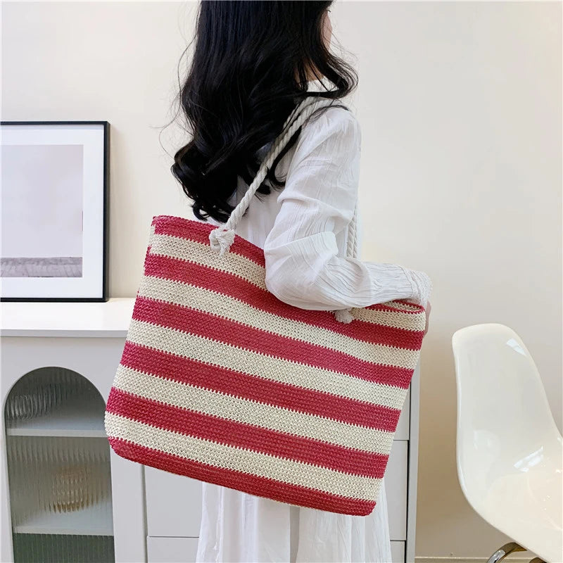 Women Straw Shoulder Bag Color Contrast Beach Handbag Large Capacity Simple Shoulder Bag Ladies Summer Daily Bag