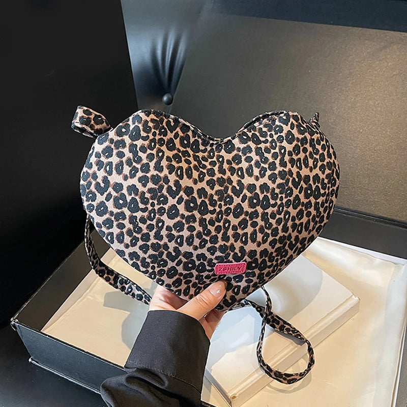 New Heart Shaped Shoulder Bag Fashion Leopard Design Crossbody Bag Cute Handbag Purse For Woman's Tote Bag