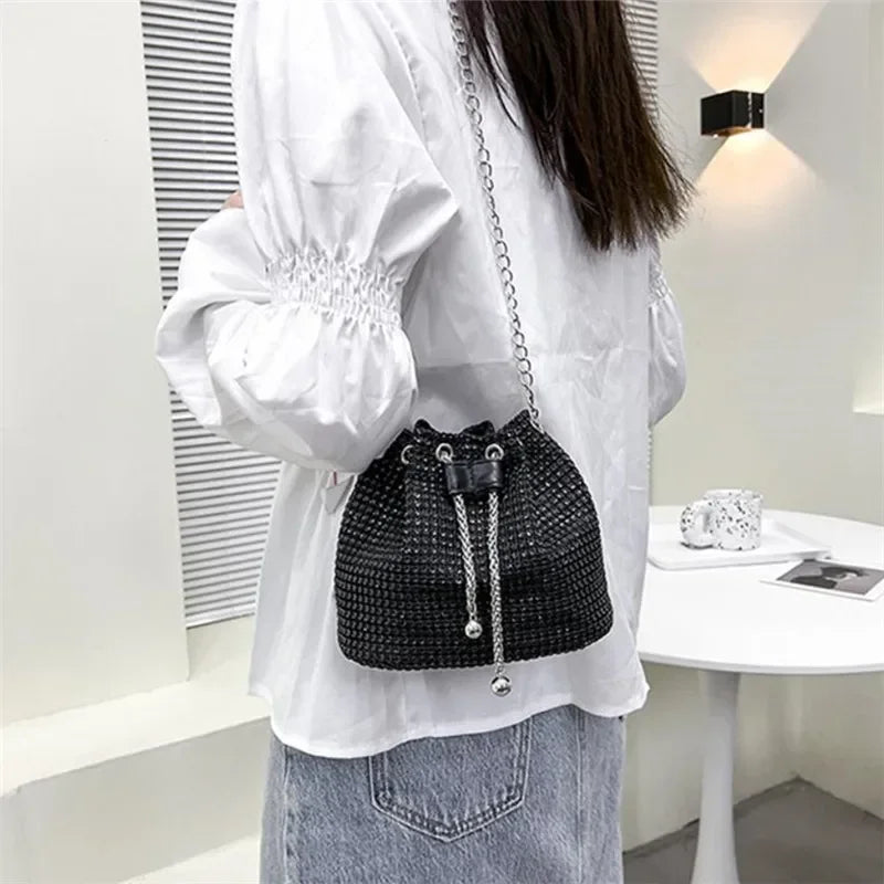 Charming Rhinestone Dinner Bag Sparkling Drawstring Chain Bucket Shoulder Crossbody Bags for Women Daily Christmas Party Banquet