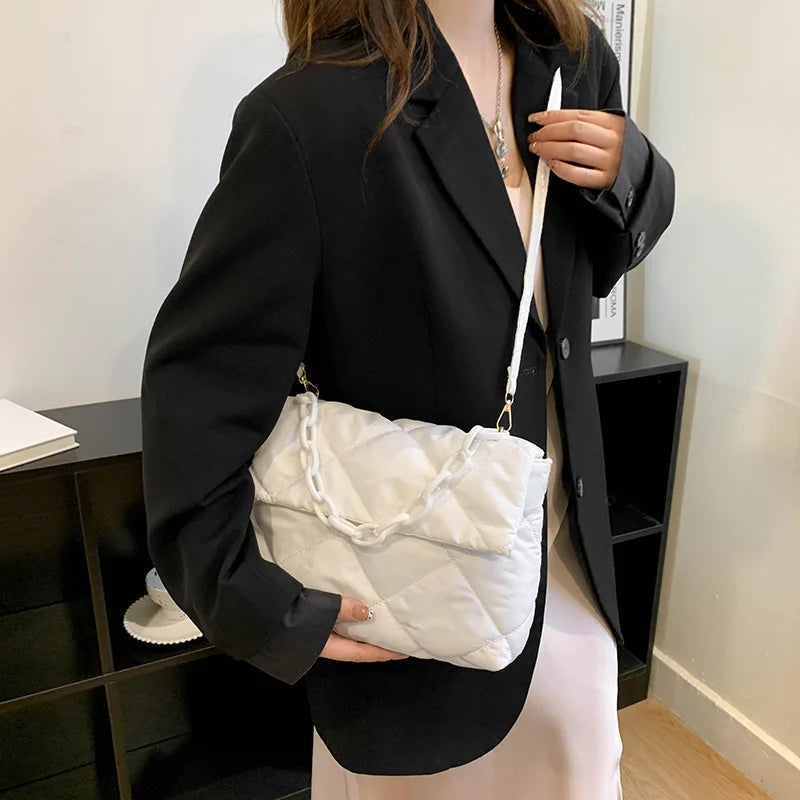 Fashion Chain Crossbody Bags Women Winter Cotton Padded Quilted Shoulder Bags Casual Large Capacity Simple Female Handbags