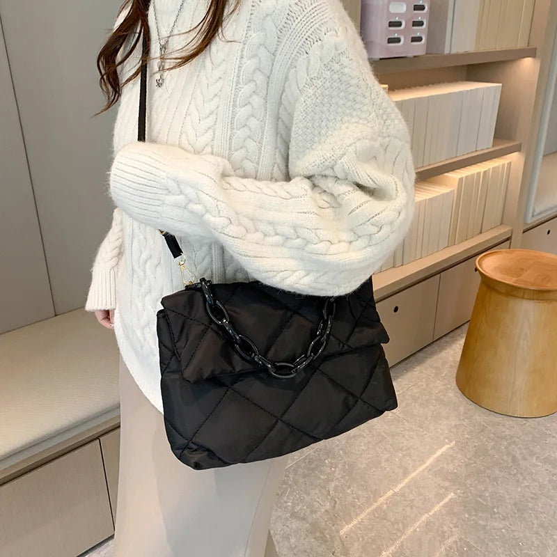 Fashion Chain Crossbody Bags Women Winter Cotton Padded Quilted Shoulder Bags Casual Large Capacity Simple Female Handbags