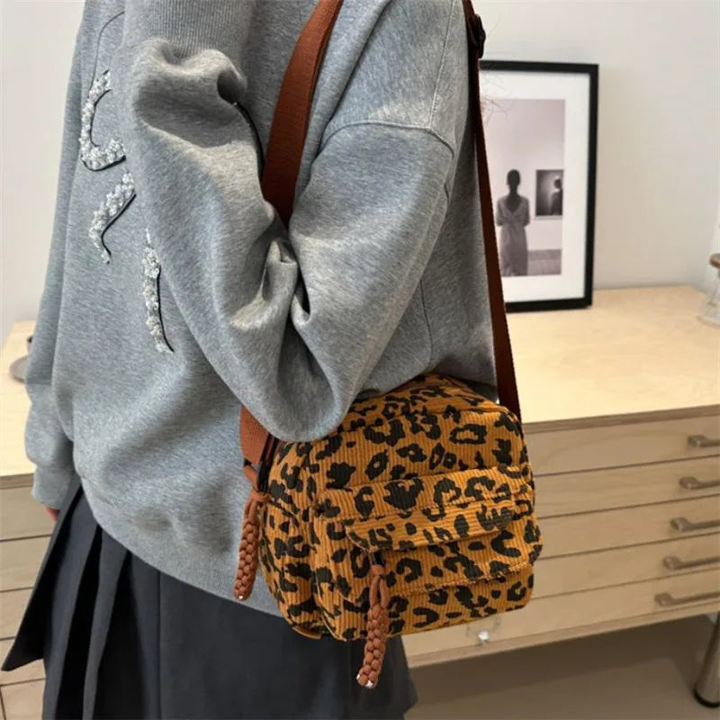 Women's Casual Mini Crossbody Bag, Corduroy Design Phone Bag, Adjustable Strap, Zipper Closure, Single Shoulder Purse