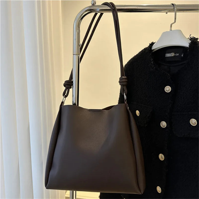 Fashionable High Quality Texture Crossbody Bag, Synthetic Leather Bucket Tote Bag, Single Shoulder Bag for Commuting Women's Bag