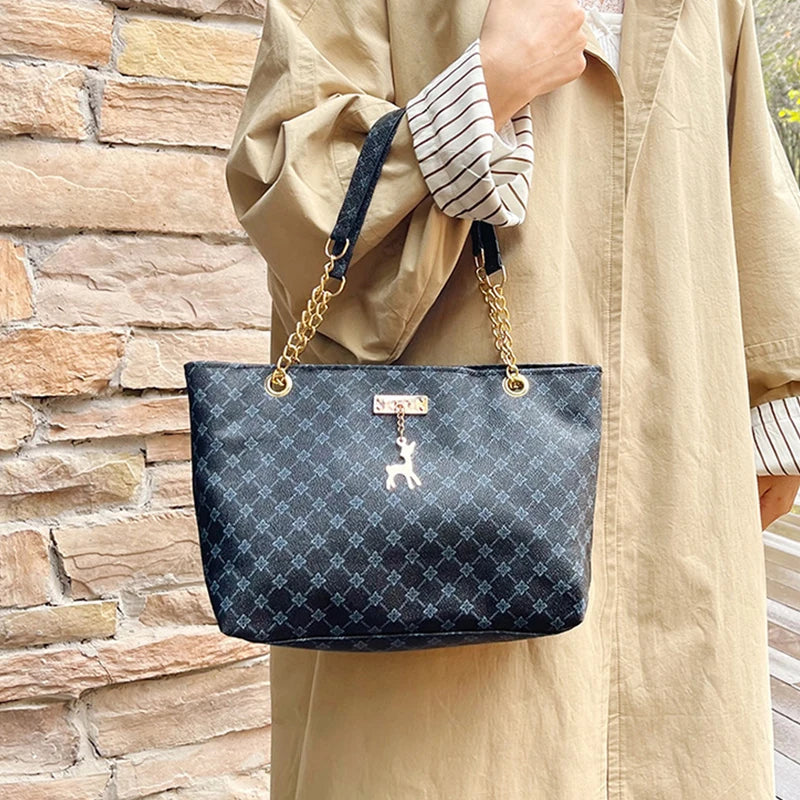2024 Autumn and Winter New Presbyopic Handbag Shoulder Bag Large Capacity Tote Bag Women's Bag