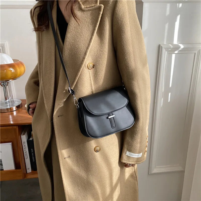 Fashion Women Crossbody Saddle Bag PU Leather Small Handbags Purses Retro Semicircle Designer Messenger Bags Female Clutch Tote