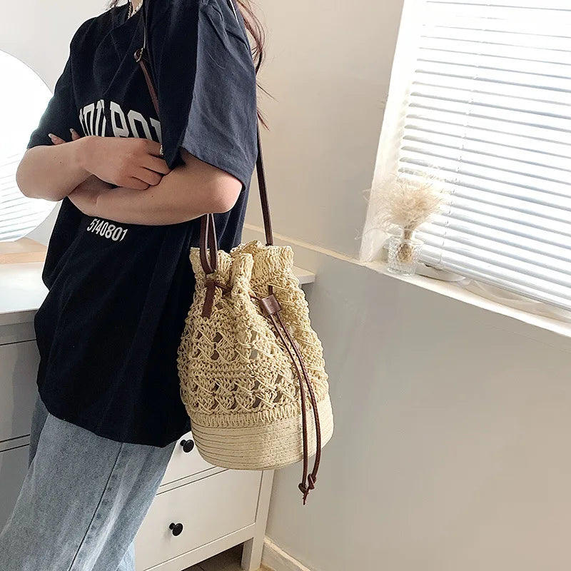 Handmade Women's Summer Straw Beach Shoulder Bag Woven Hollow Drawstring Shoulder Bags Knitted Fashion Female Design Travel Tote
