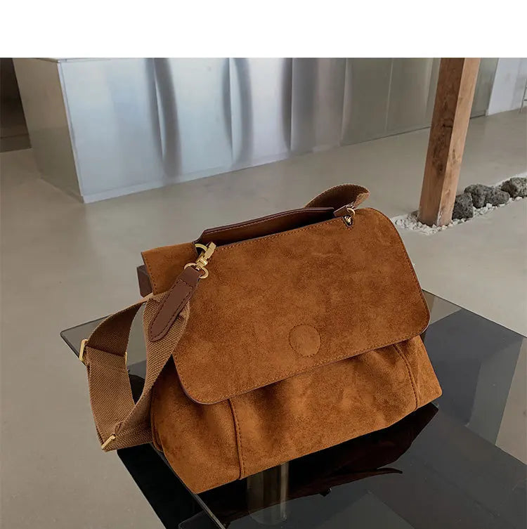 Suede Leather Women's Shoulder Bag Magnetic Button Messenger Bag Large Capacity Work Outing Velvet Tote Bag for Women Daily Use