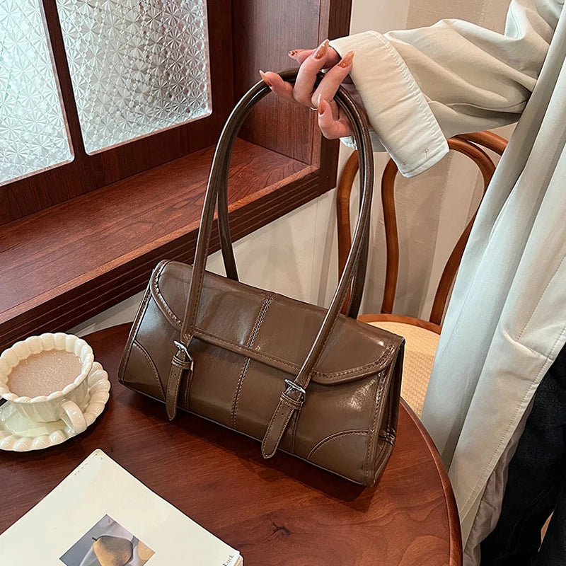 High End Burgundy Oil Wax PU Leather Underarm Bag Elegant Women's Magnetic Buckle Shoulder Bag Commuter Versatile Ladies Tote Ba
