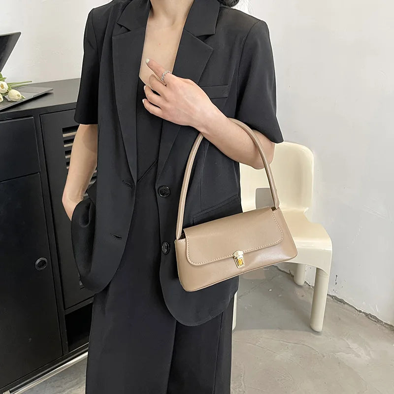 Women's Shoulder Bag Handbag Retro Underarm Bag Fashion Simple Solid Color New Hand Shoulder Bag
