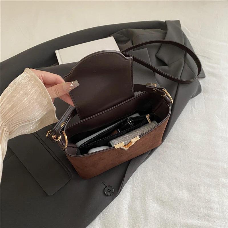 Fashionable Mini Suede Women's Bag, Faux Suede Tote Bag, Simple Hardware Lock Buckle Decoration Handbag Purse Cross Body Bags