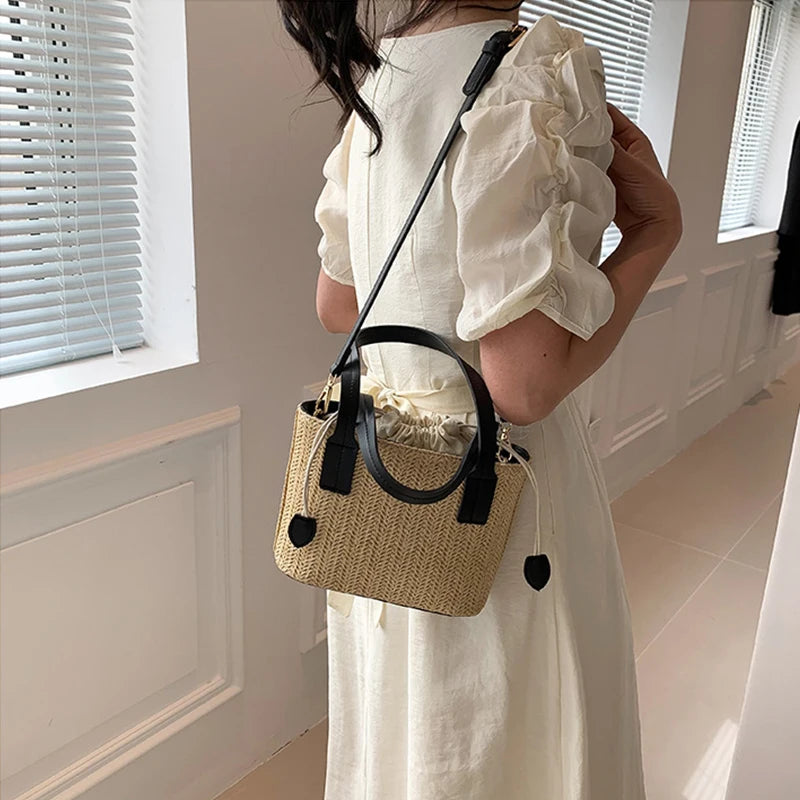 Knit Travel Bags Straw Woven Beach Bag Wrist Pack Women Handle Female Bucket Tote Bags Rattan Ladies Purses Handbag