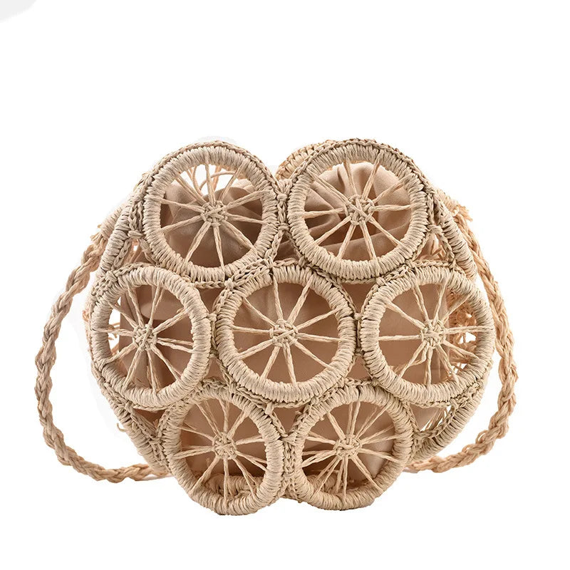 Summer Hollow Round Straw Bag For Women Casual Woven Handmade Crossbody Bag New Trendy Rattan Beach Bags Designer Circle Handbag
