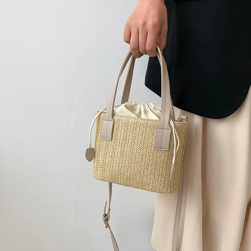 Knit Travel Bags Straw Woven Beach Bag Wrist Pack Women Handle Female Bucket Tote Bags Rattan Ladies Purses Handbag