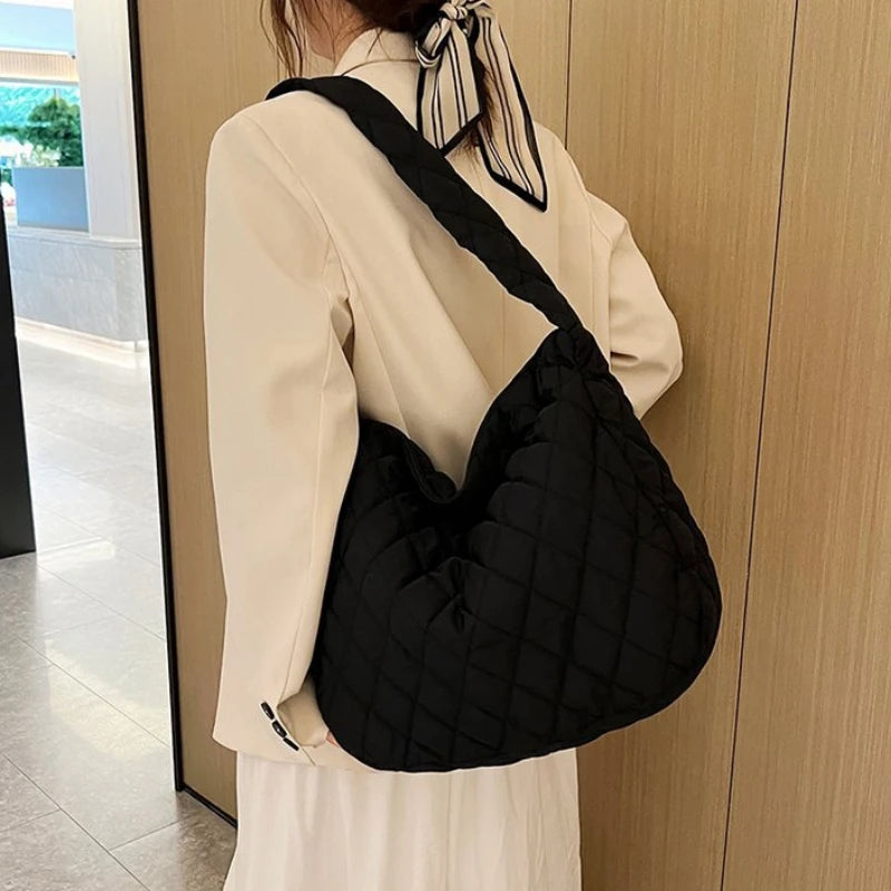 New Fashionable Flow Large Capacity Casual Lightweight Cotton Handbag Fashionable Street Mini One Shoulder Package
