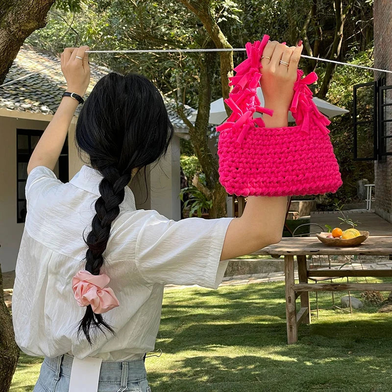 Spring And Summer Handwoven Women's Handheld Bag Leisure Small Fresh Hollow Out Small Design Holiday Bag