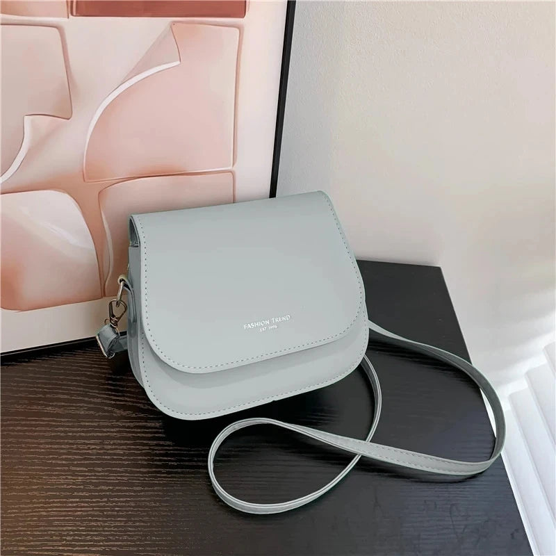 Vintage Saddle Crossbody Bag PU Leather Women's Luxury Design Small Handbag and Purse Ladies Travel Shoulder Messenger Bag Purse
