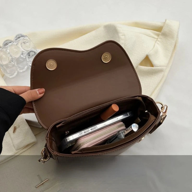 Vintage Chic Solid Color Saddle Crossbody Bag, Stylish Colorblock Design Shoulder Purse, Perfect for Daily Use, Travel, or Work
