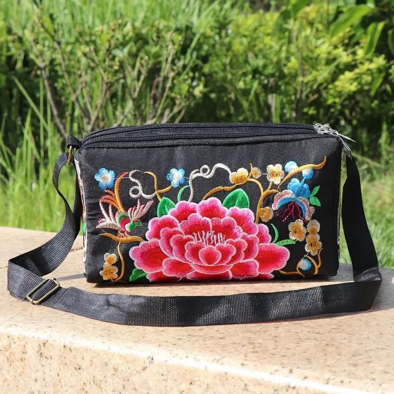 Women's Embroidered Flowers Canvas Shoulder Crossbody Bag Ladies Luxury Large Capacity Handbags and Purse Female Casual Totes