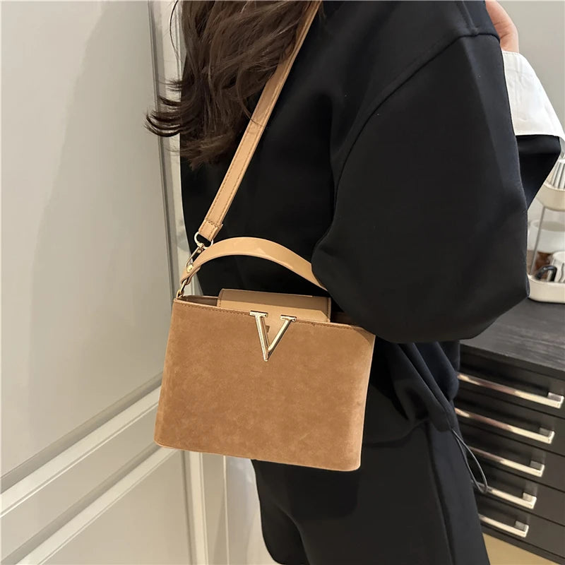 Fashionable Mini Suede Women's Bag, Faux Suede Tote Bag, Simple Hardware Lock Buckle Decoration Handbag Purse Cross Body Bags
