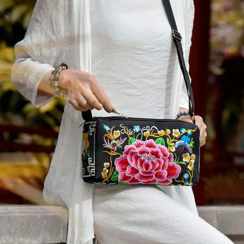 Women's Embroidered Flowers Canvas Shoulder Crossbody Bag Ladies Luxury Large Capacity Handbags and Purse Female Casual Totes