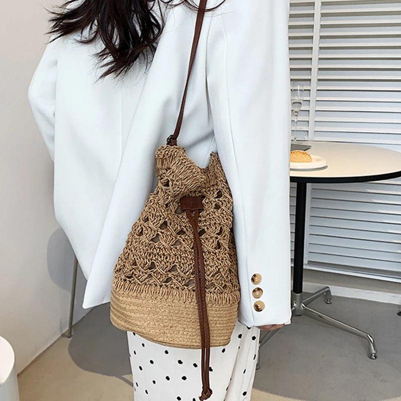 Handmade Women's Summer Straw Beach Shoulder Bag Woven Hollow Drawstring Shoulder Bags Knitted Fashion Female Design Travel Tote