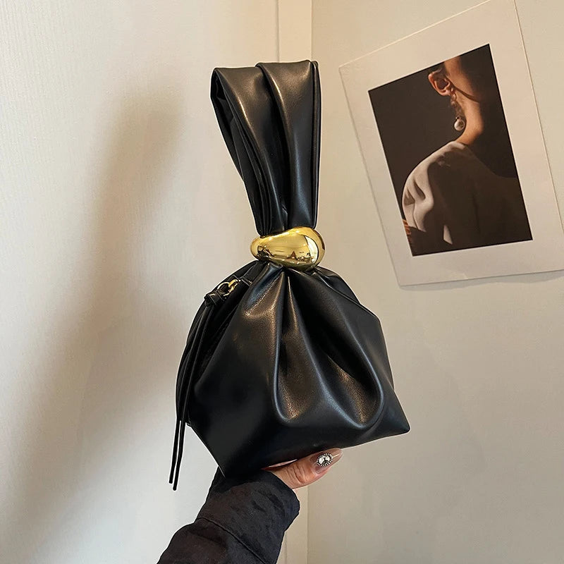 Design Mini PU Leather Dumpling Niche Clutch Bags for Women Fashion Knotted Female Retro Shoulder Bag Wrist Handbags and Purses