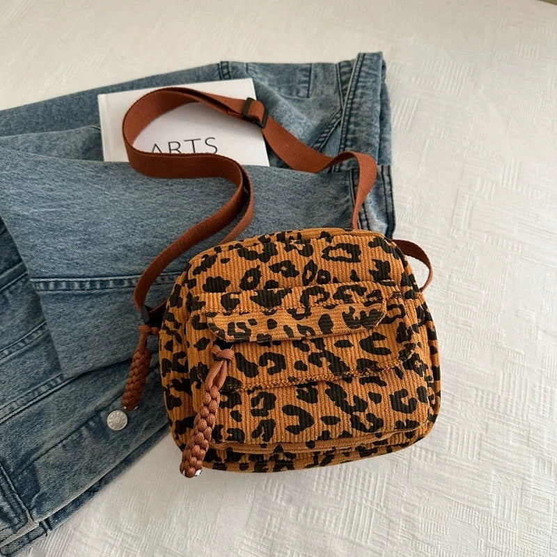 Women's Casual Mini Crossbody Bag, Corduroy Design Phone Bag, Adjustable Strap, Zipper Closure, Single Shoulder Purse