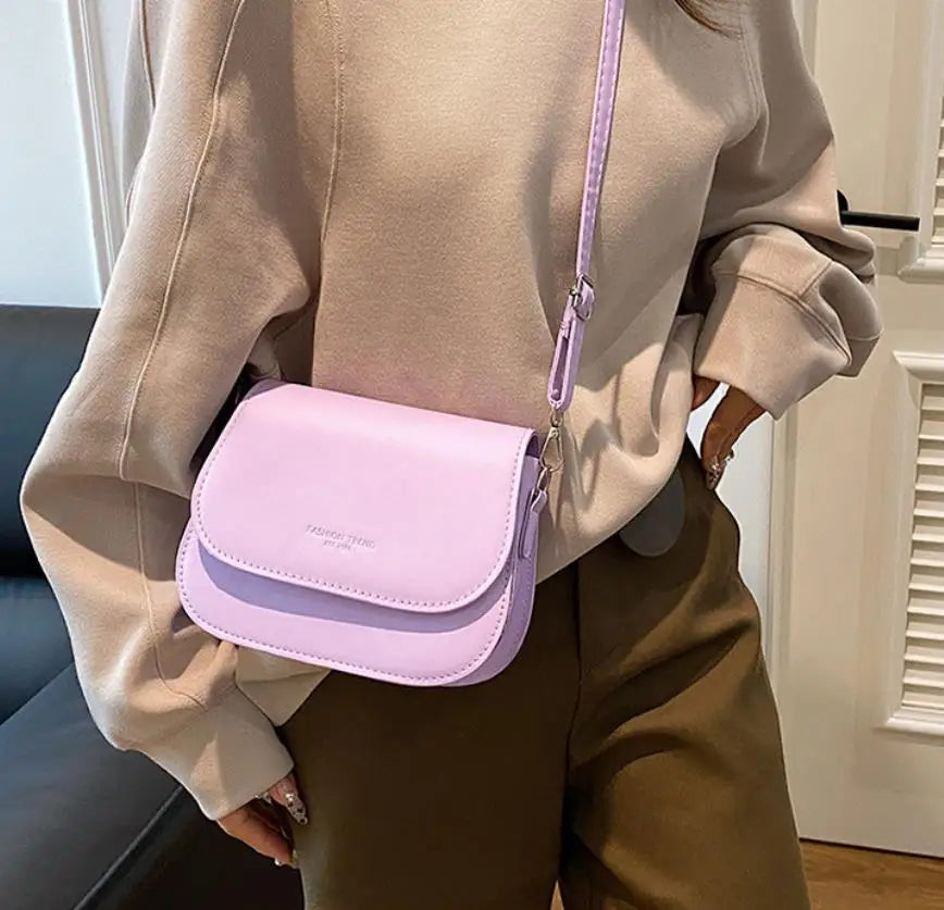 Fashionable Synthetic Leather Crossbody Bag, Womens Shoulder Bag, Simple Square Design, Adjustable Strap, Suitable for Daily Use