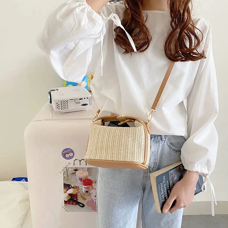 Straw Crossbody Bag For Women Fashion Bohemian Small Knitting Summer Purse And Handbag Ladies Casual Vacation Bucket Beach Bags