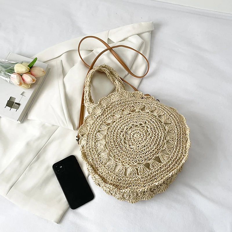 Summer Round Straw Bag Women Woven Rattan Beach Bag Hot New Shoulder Bag Circle Hollow Out Handle Bag Casual Shopper Tote Pouch