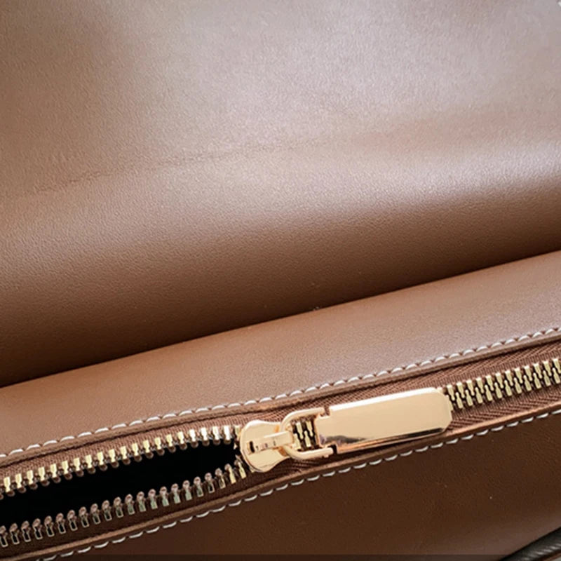 Vintage Bag Women's New High Quality Shoulder Bag Simple And Versatile Wide Shoulder Strap Solid Color Crossbody Bag Small Squar