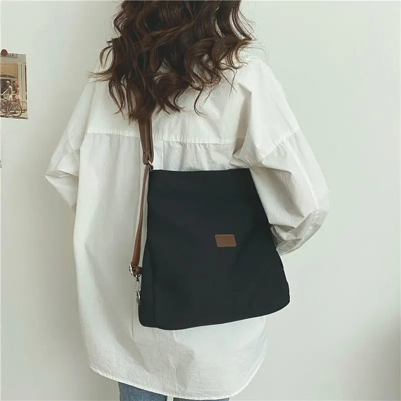 Large Capacity Fashion Canvas Shoulder Bag Women's Leisure Literature and Art Simple Solid Color Crossbody Backpack