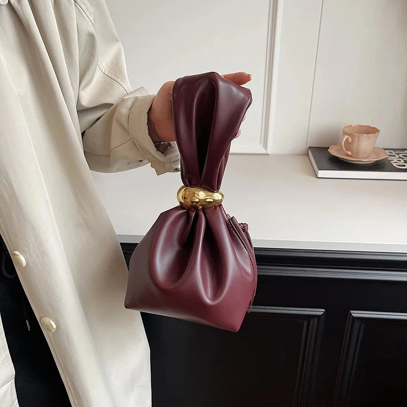 Design Mini PU Leather Dumpling Niche Clutch Bags for Women Fashion Knotted Female Retro Shoulder Bag Wrist Handbags and Purses