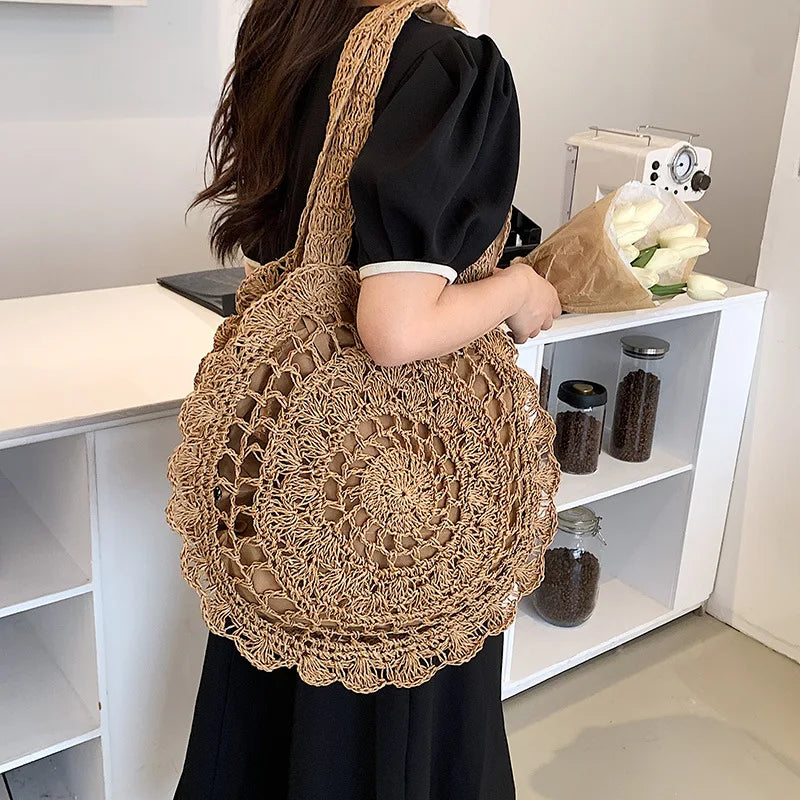 Summer Round Straw Bag Women Woven Rattan Beach Bag Hot New Shoulder Bag Circle Hollow Out Handle Bag Casual Shopper Tote Pouch