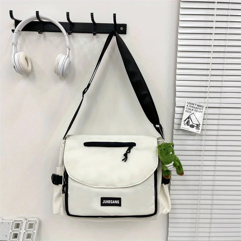 Trendy Nylon Messenger Bag, Large Capacity Crossbody Bag, Casual Flap Shoulder Bag for Teen Student School Bags Satchel