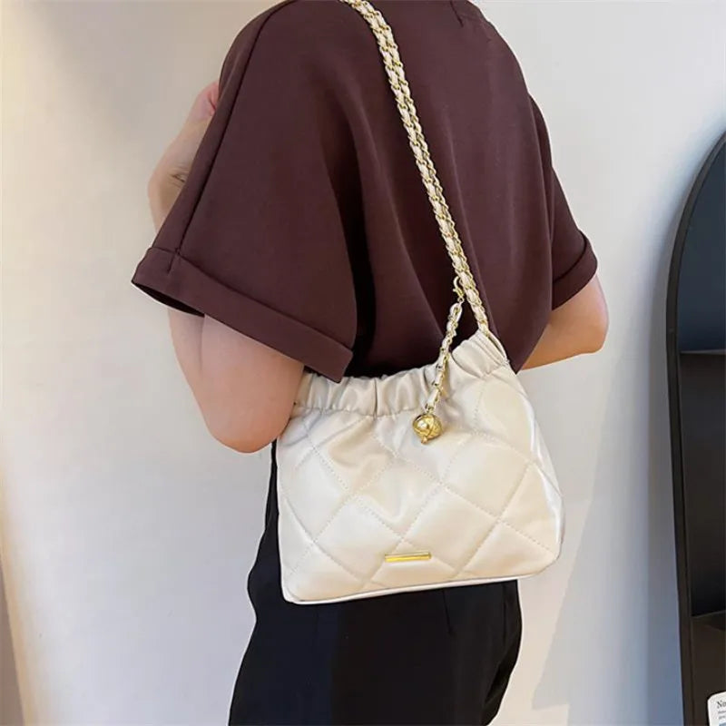 Chic Quilted Embroidered Thread Pu Women's Bag Fashion Chain Single Shoulder Bag, Stylish Crossbody Bag Perfect for Everyday Use