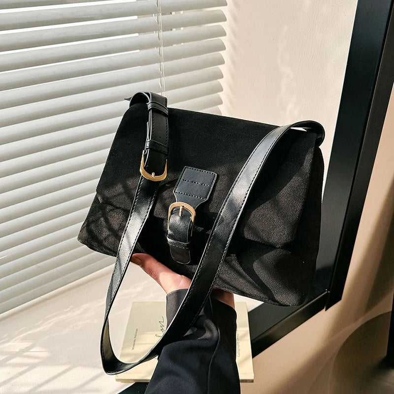 Women Mailman's Flap Bag Matte Suede Versatile Winter Large Capacity Crossbody Bag Single Shoulder Bag Shopper Totes