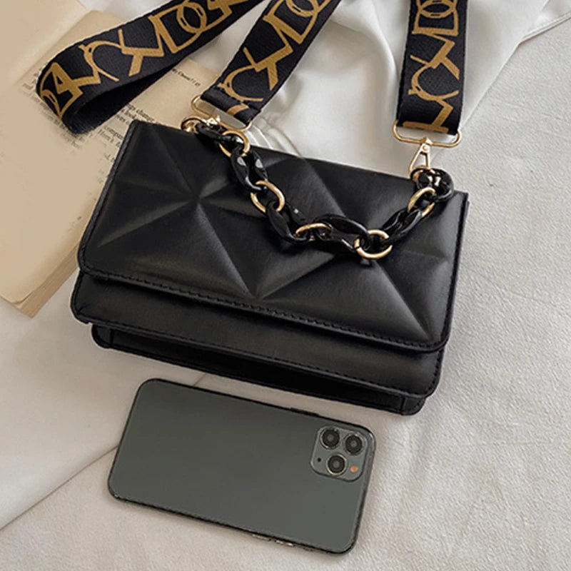 Internet Celebrity Fashion Women's Bag, New Pressed Grid Small Square Bag, Wide Shoulder Strap, Single Shoulder Crossbody Bag