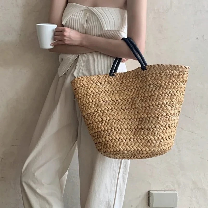 Bohemian Large Capacity Beach Women's Straw Bag Stylish Minimalist Handbag Hand Woven Designer Female Shoulder Bag