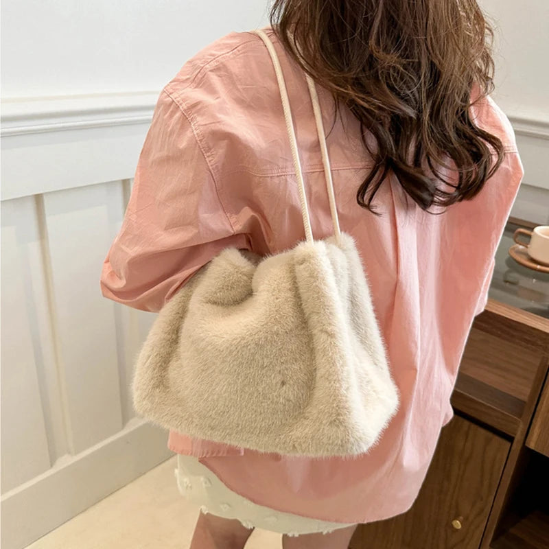 Women Fluffy Shoulder Bag Top-handle Bag New Fashion Female Autumn Winter Handbag Soft Plush Versatile Shopping Tote