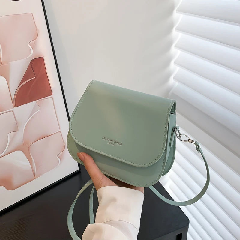 Fashion Flap Saddle Shoulder Bags for Women Solid Color Designer Messenger Handbags Purse Small Female Leather Crossbody Bag