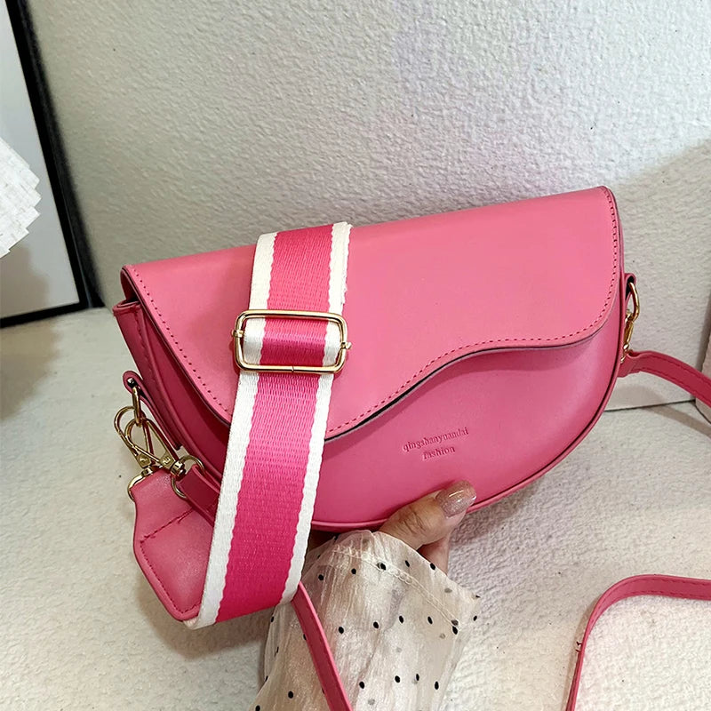 Vintage Saddle Crossbody Bag PU Leather Women's Luxury Design Small Handbag and Purse Ladies Travel Shoulder Messenger Bag Purse