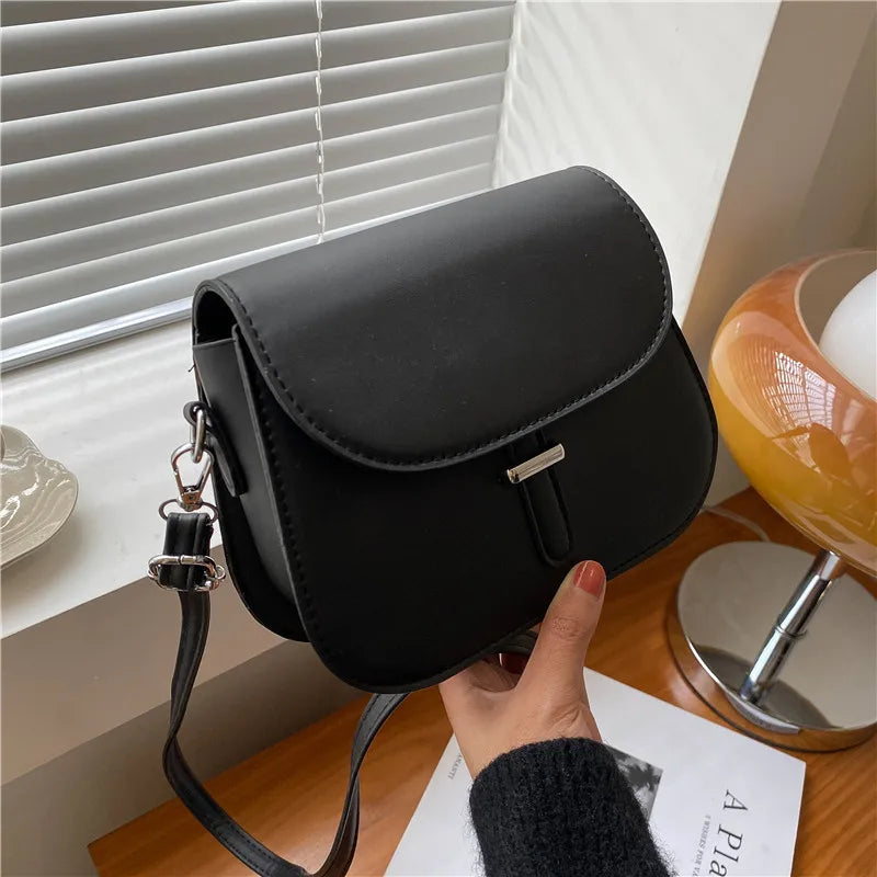 Fashion Women Crossbody Saddle Bag PU Leather Small Handbags Purses Retro Semicircle Designer Messenger Bags Female Clutch Tote