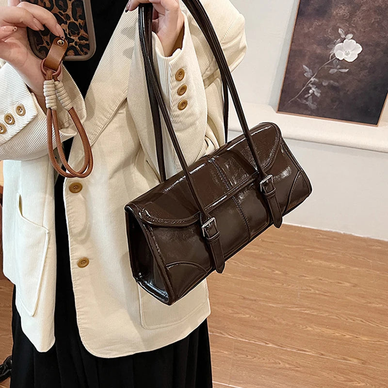 High End Burgundy Oil Wax PU Leather Underarm Bag Elegant Women's Magnetic Buckle Shoulder Bag Commuter Versatile Ladies Tote Ba
