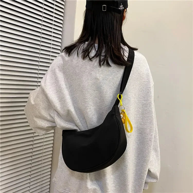 Nylon Half Moon Crossbody Bags for Women, Stylish Dumpling Bag, Small Armpit Shoulder Bag for Daily Use, Work, Outing, Party.