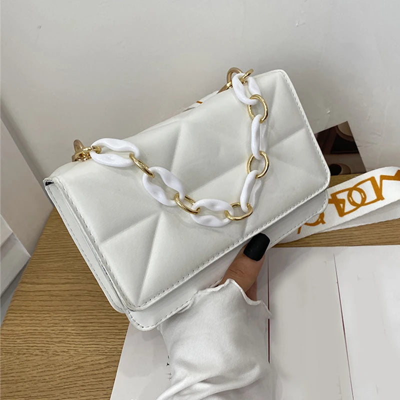 Internet Celebrity Fashion Women's Bag, New Pressed Grid Small Square Bag, Wide Shoulder Strap, Single Shoulder Crossbody Bag