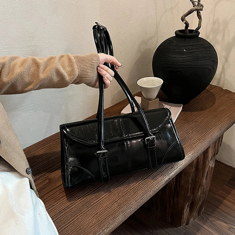 High End Burgundy Oil Wax PU Leather Underarm Bag Elegant Women's Magnetic Buckle Shoulder Bag Commuter Versatile Ladies Tote Ba